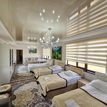 Naryn Guest House Tenir Too מראה חיצוני תמונה