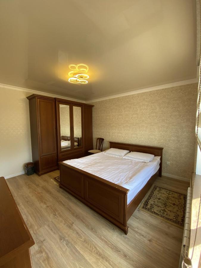 Naryn Guest House Tenir Too מראה חיצוני תמונה