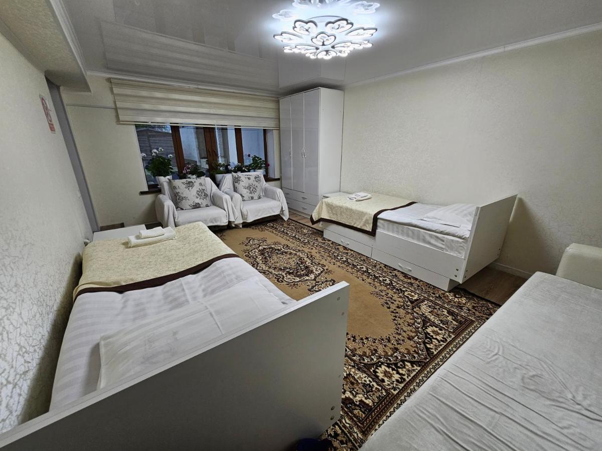 Naryn Guest House Tenir Too מראה חיצוני תמונה