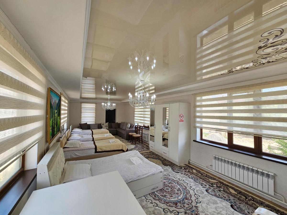 Naryn Guest House Tenir Too מראה חיצוני תמונה